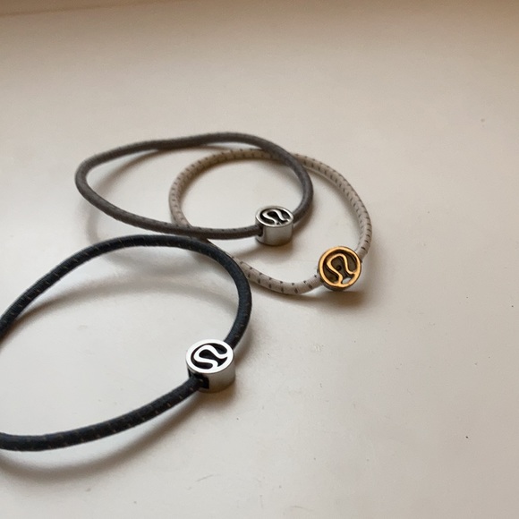 Brand new Lululemon iridescent “glow on” hair ties - Picture 2 of 2
